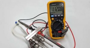 All power to the proton Researchers make battery breakthrough