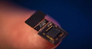 FlatScope Team designs lens free fluorescent microscope