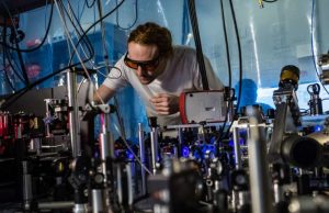Physicists build bizarre molecules called ‘Rydberg polarons’ Physicists build bizarre molecules called Rydberg polarons