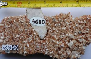 Two billion year old salt rock reveals rise of oxygen in ancient atmosphere