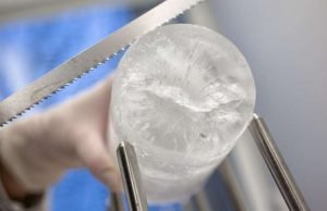 Researchers measure a record concentration of microplastic in Arctic sea ice Researchers measure a record concentration of microplastic in Arctic sea ice