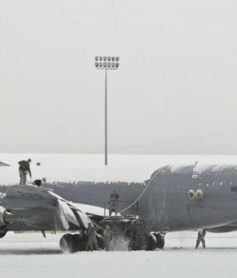 Worlds first passive anti frosting surface fights ice with ice