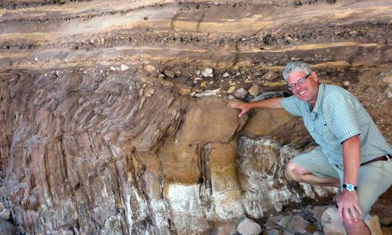 500 million year old worm superhighway discovered in Canada