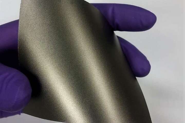 Graphite coating makes perovskite solar cells waterproof