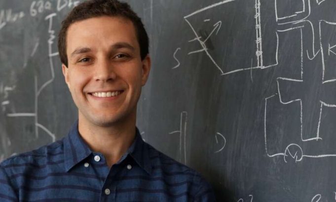 Physicists take a step closer to building a graphene-based topological insulator Physicists take a step closer to building a graphene based topological insulator