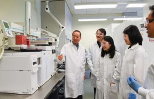 Research group finds way to turn plastic waste products into jet fuel Research group finds way to turn plastic waste products into jet fuel