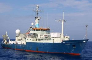 Is a great iron fertilization experiment already underway? cropped Is a great iron fertilization experiment already underway