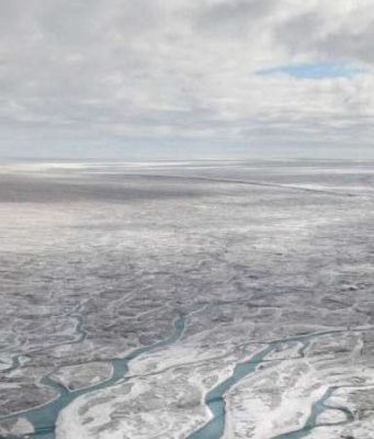 cropped Researchers discover more than 50 lakes beneath the Greenland Ice Sheet