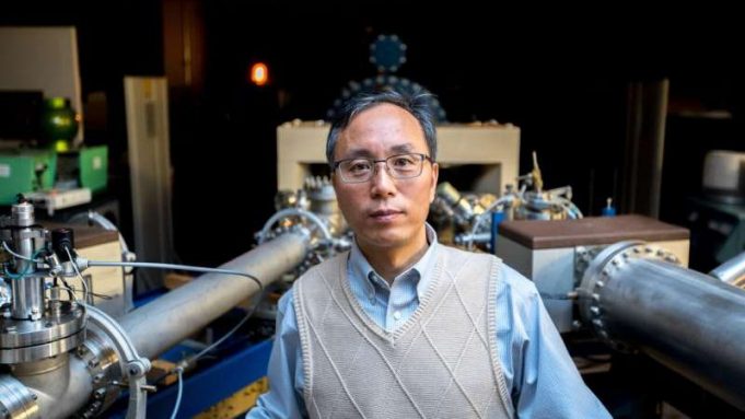 Researchers explain visible light from 2-D lead halide perovskites cropped Researchers explain visible light from 2 D lead halide perovskites