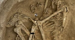 atalhöyük 9000 years ago a community with modern urban problems