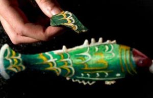 Archaeology student finds exceptionally rare fragment from Roman bottle cropped Archaeology student finds exceptionally rare fragment from Roman bottle