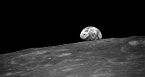 cropped Chinas plans to solve the mysteries of the moon