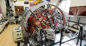 cropped Researchers recreate the suns solar wind and plasma burps on Earth