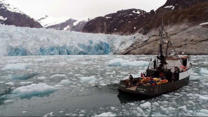 Underwater glacial melting is occurring at higher rates than modeling predicts cropped Underwater glacial melting is occurring at higher rates than modeling predicts