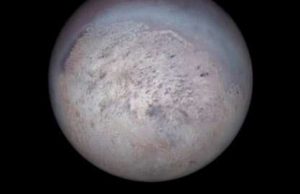 ‘Unprecedented’ discovery of unique infrared light signature on Neptune’s moon Triton cropped Unprecedented discovery of unique infrared light signature on Neptunes moon Triton