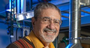 cropped Chemists discover water microdroplets spontaneously produce hydrogen peroxide