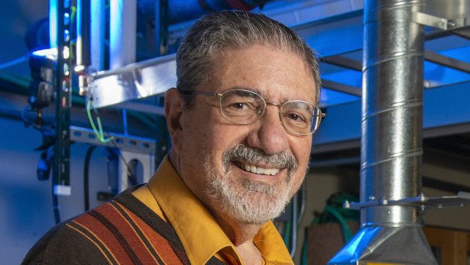 cropped Chemists discover water microdroplets spontaneously produce hydrogen peroxide