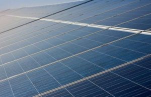 cropped Discovery challenges accepted rule of organic solar cell design