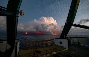 Kīlauea lava fuels phytoplankton bloom off Hawai’i Island cropped Kīlauea lava fuels phytoplankton bloom off Hawaii Island