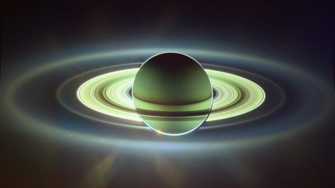 cropped Making sense of Saturns impossible rotation