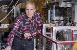 Scientists measure precise proton radius to help resolve decade-old puzzle cropped Scientists measure precise proton radius to help resolve decade old puzzle