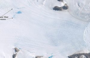Surface melting causes Antarctic glaciers to slip faster towards the ocean, new research shows cropped Surface melting causes Antarctic glaciers to slip faster towards the ocean new research shows