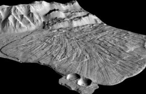 Martian landslides not conclusive evidence of ice