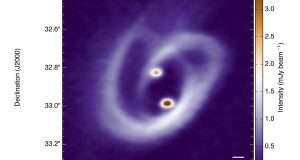 cropped Astronomers observe how two suns collect matter in a binary system 1
