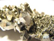 Niobium used as catalyst in fuel cell