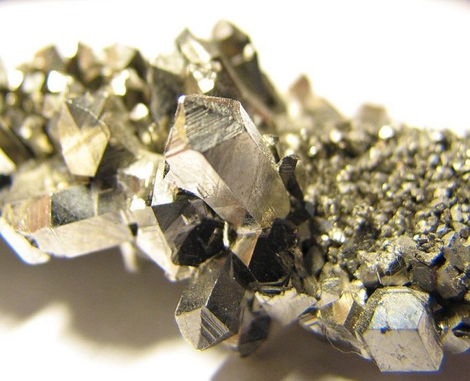 Niobium used as catalyst in fuel cell