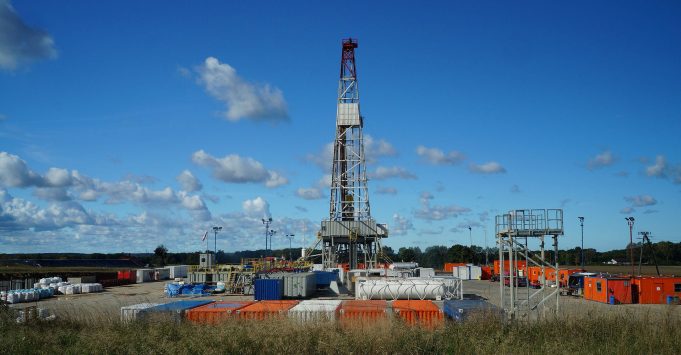 Oil and gas wastewater used for irrigation may suppress plant immune systems