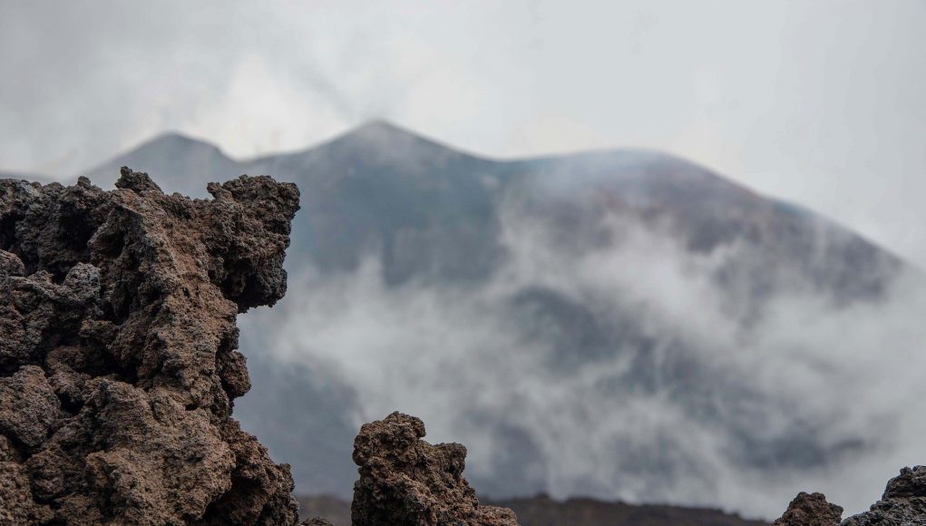 Carbon emissions from volcanic rocks can create global warming