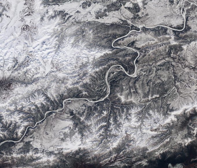 New study estimates the global extent of river ice loss as Earth warms