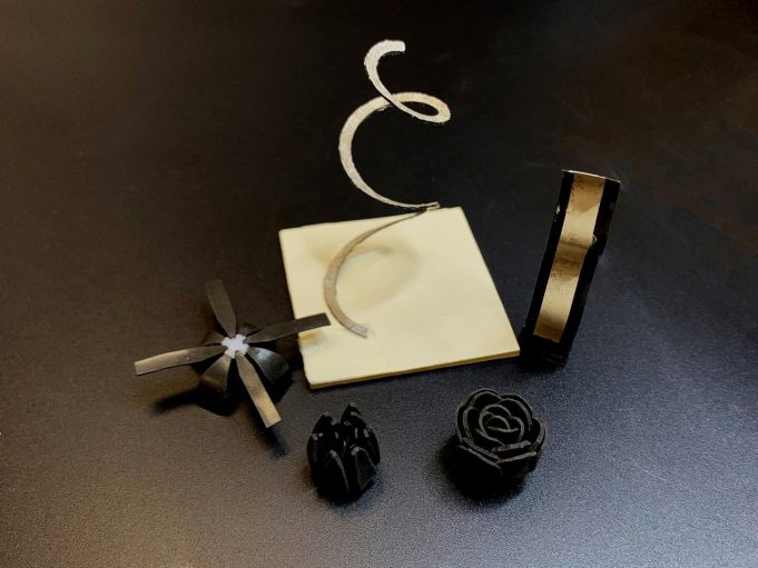 Tiny magnetic particles enable new material to bend twist and grab