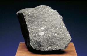 ‘Curious and curiouser!’ Meteorite chunk contains unexpected evidence of presolar grains Curious and curiouser Meteorite chunk contains unexpected evidence of presolar grains