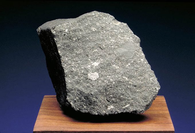 ‘Curious and curiouser!’ Meteorite chunk contains unexpected evidence of presolar grains Curious and curiouser Meteorite chunk contains unexpected evidence of presolar grains