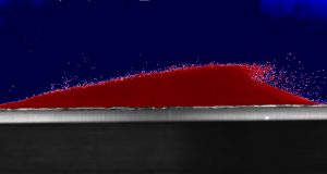 Sand dunes can communicate with each other