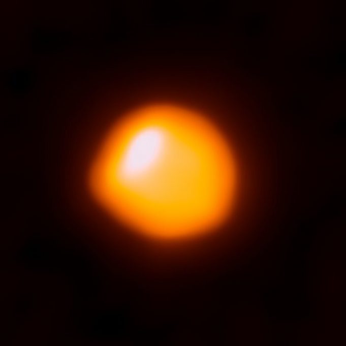 Physicists model the supernovae that result from pulsating supergiants like Betelgeuse Physicists model the supernovae that result from pulsating supergiants like Betelgeuse