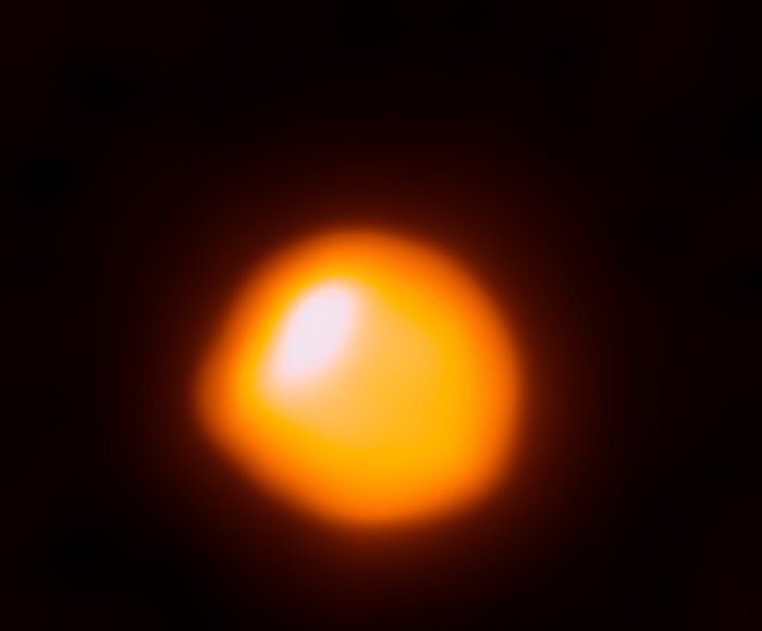 Physicists model the supernovae that result from pulsating supergiants like Betelgeuse