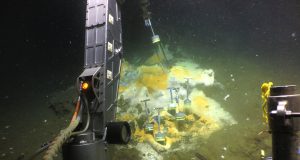 New ethane munching microbes discovered at hot vents scaled