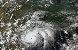 Long-term data show hurricanes are getting stronger Long term data show hurricanes are getting stronger