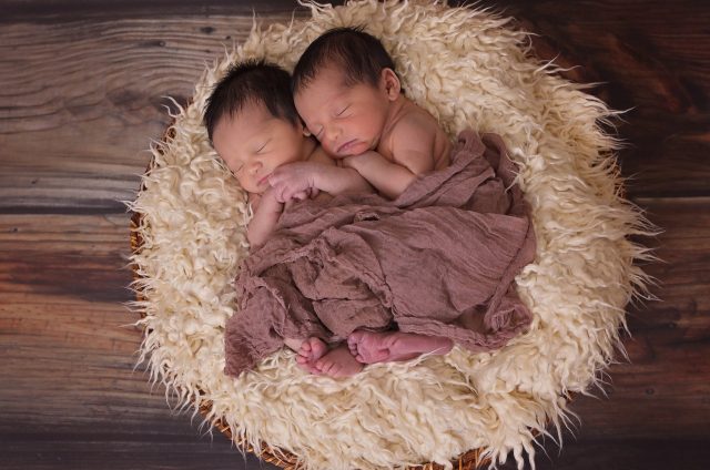 Older women more likely to conceive twins due to evolution