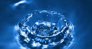 New study provides evidence for decades old theory to explain the odd behaviors of water