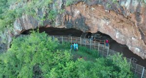 200000 years ago humans preferred to sleep in beds