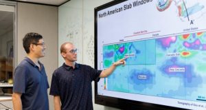 Geologists resurrect missing tectonic plate