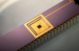 Physicists build circuit that generates clean limitless power from graphene