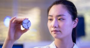 Scientists make insta bling at room temperature