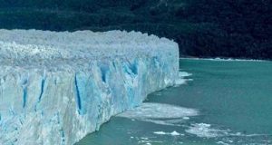 Stability of Earths biggest lump of ice at risk from warming oceans