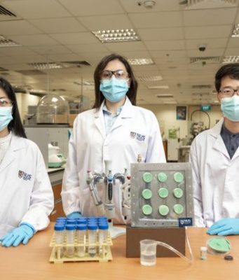 Engineers create smart aerogel that turns air into drinking water