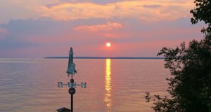 Release of nutrients from lake bottom sediments worsens Lake Eries annual dead zone